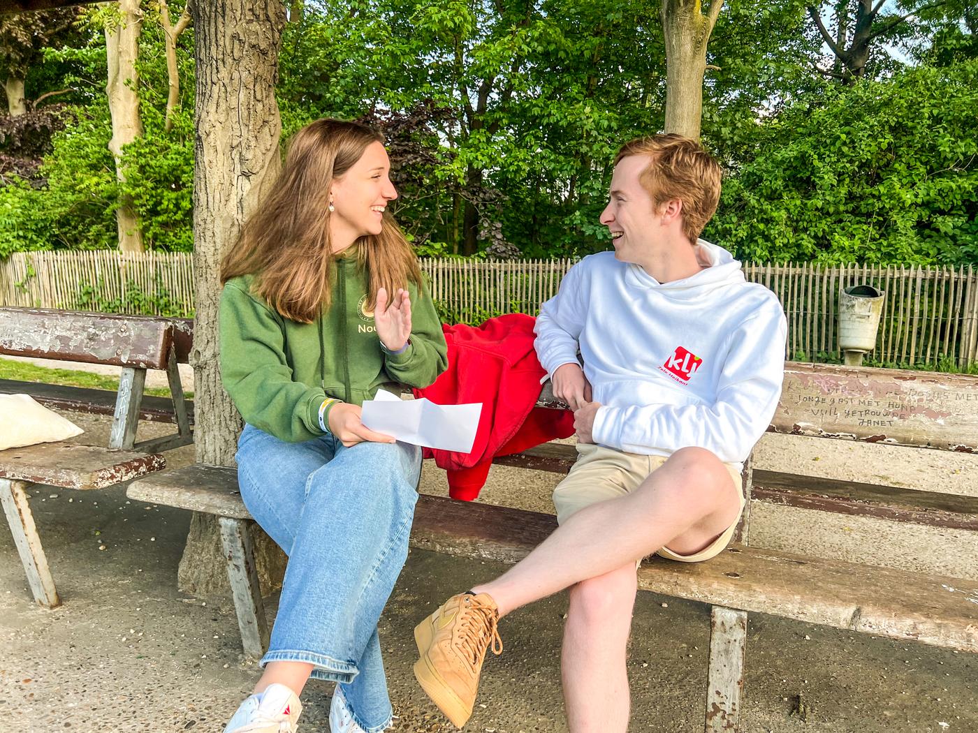 Buitenlands kamp blind date